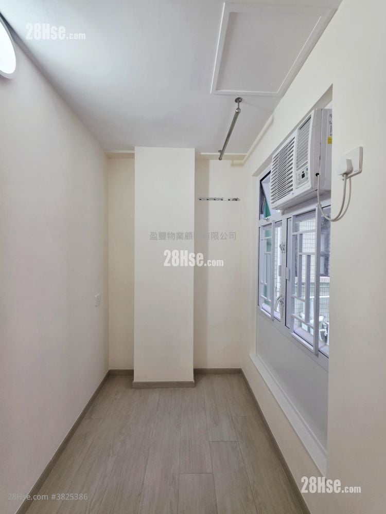 Ying King Mansion Rental 3 Bedrooms , 1 Bathroom 483 ft²