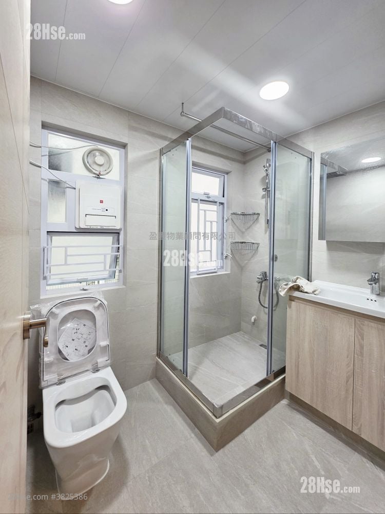 Ying King Mansion Rental 3 Bedrooms , 1 Bathroom 483 ft²