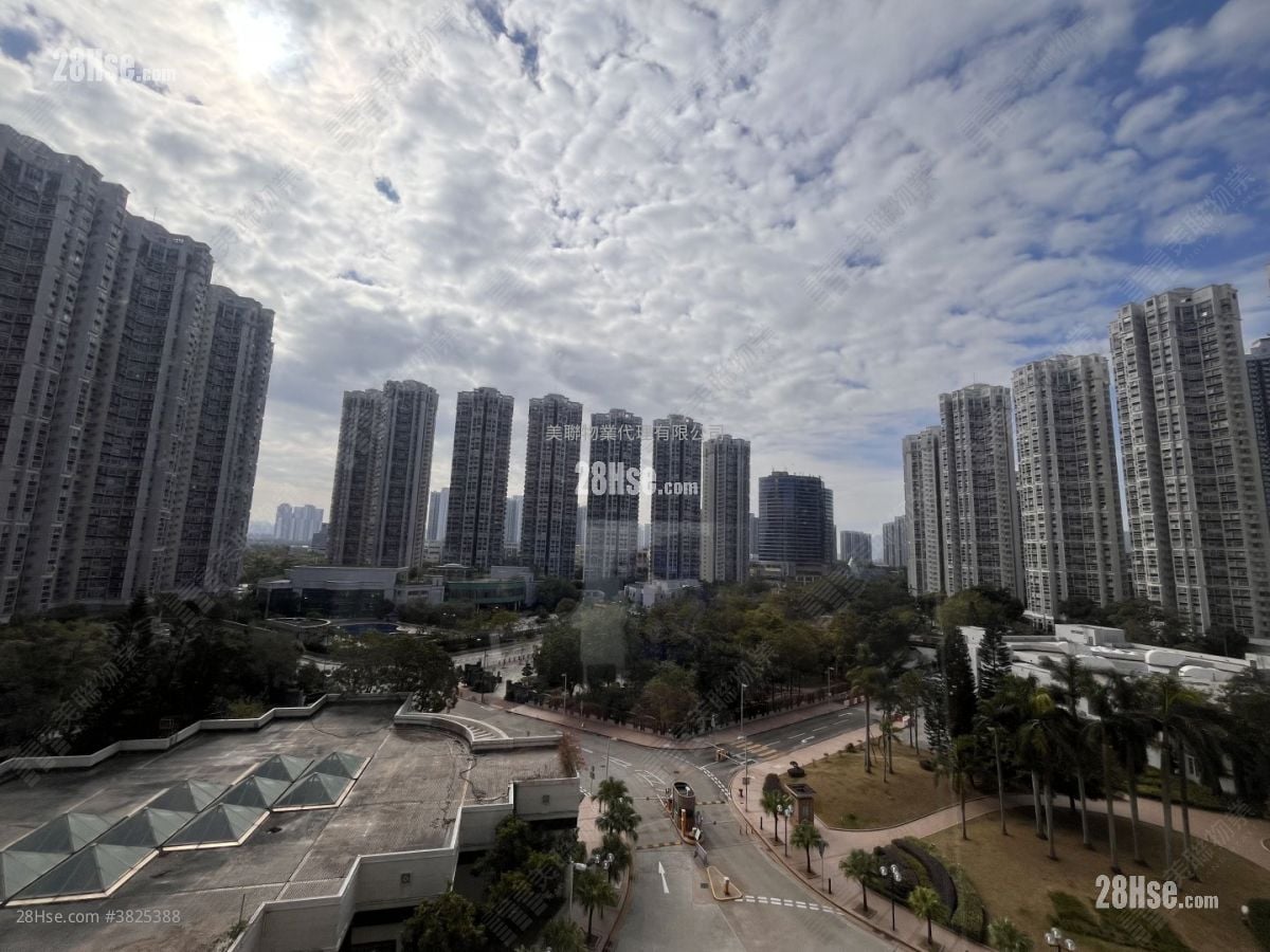 Kingswood Villas Sell 3 Bedrooms 544 ft²