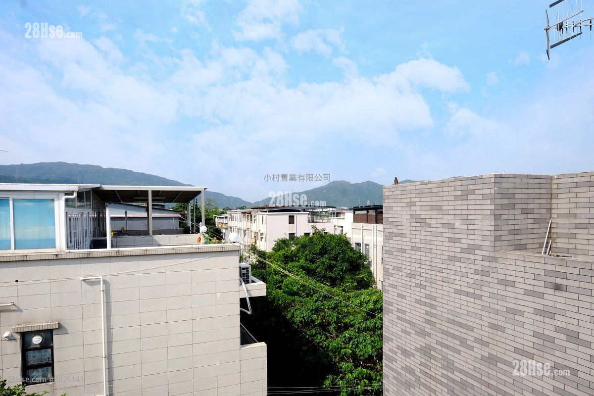 景觀: 水流田村 售盤 3 房 , 1 浴室 646 平方呎