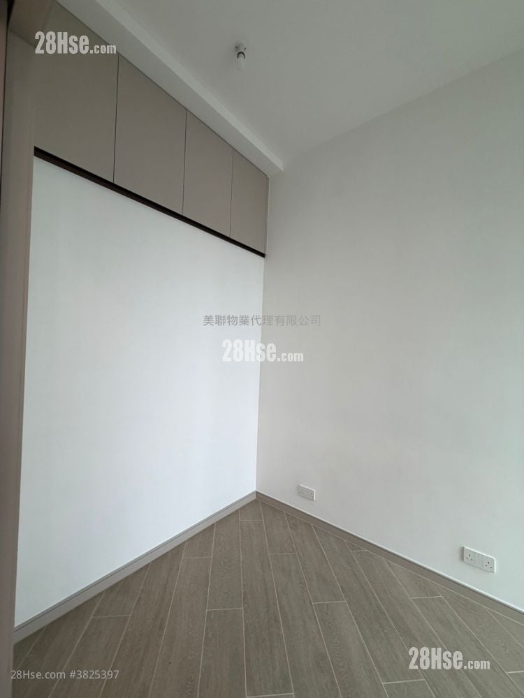 晓柏峰 租盘 1 房 , 1 浴室 305 平方尺