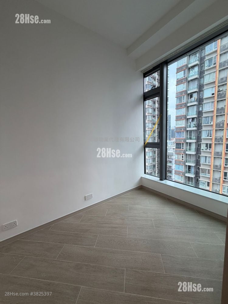 晓柏峰 租盘 1 房 , 1 浴室 305 平方尺