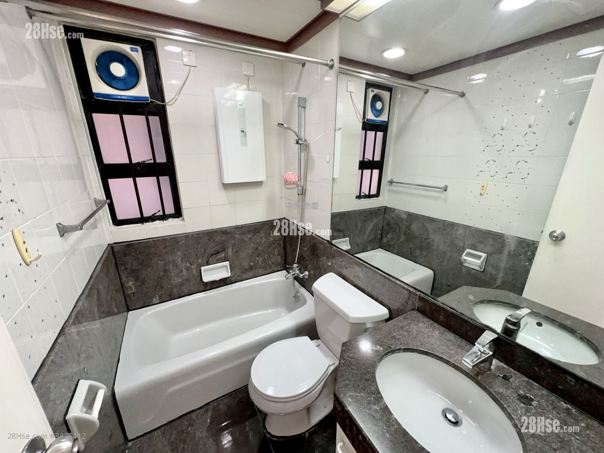 Sunshine City Sell 3 Bedrooms , 2 Bathrooms 618 ft²