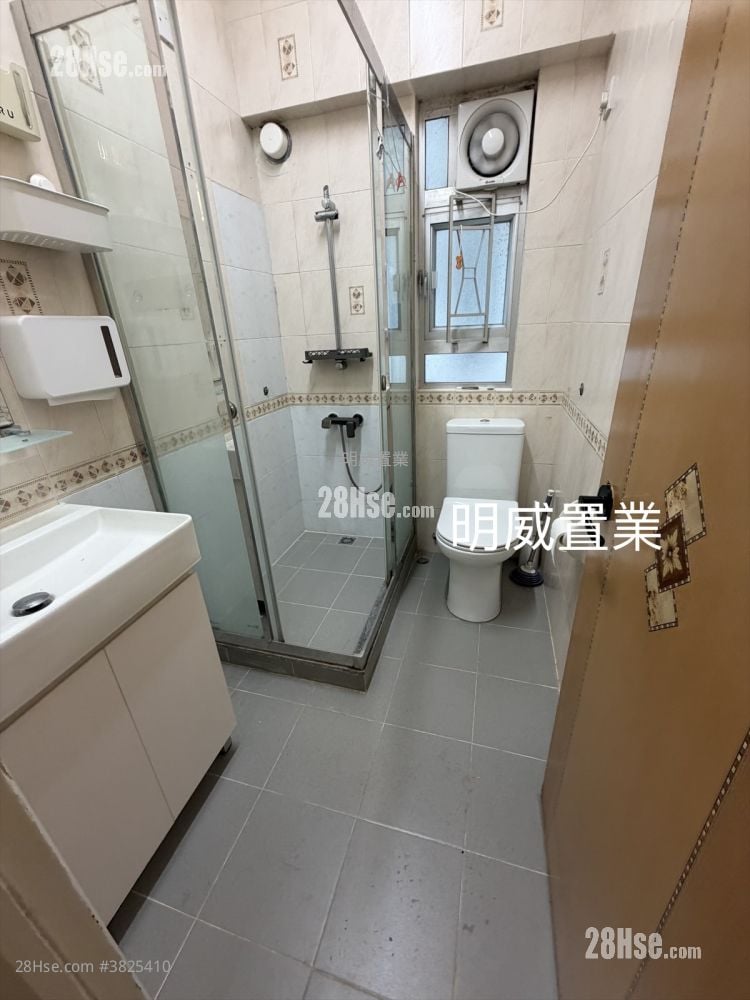 仁安大廈 租盤 2 房 , 1 浴室 606 平方呎
