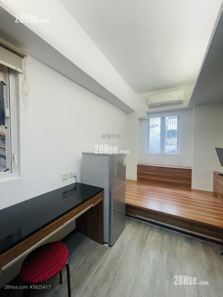 Overseas Building Rental Studio , 1 Bathroom 150 ft²