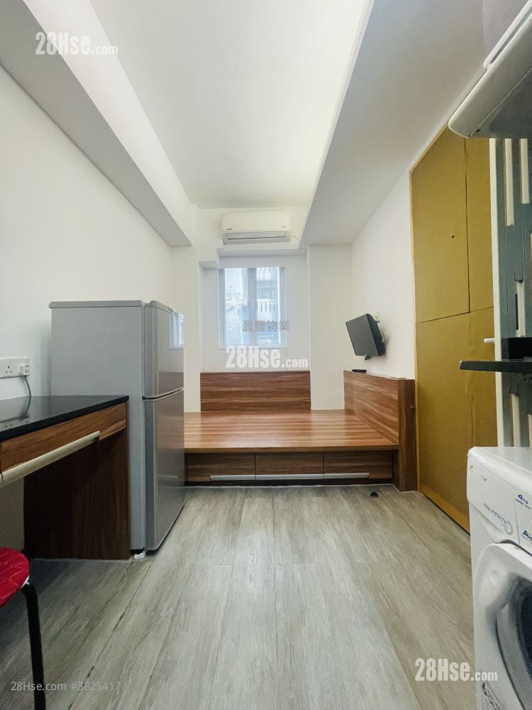 Overseas Building Rental Studio , 1 Bathroom 150 ft²