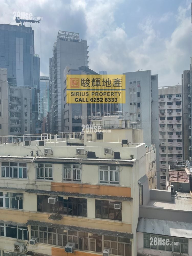 顺辉大厦 租盘 276 平方尺