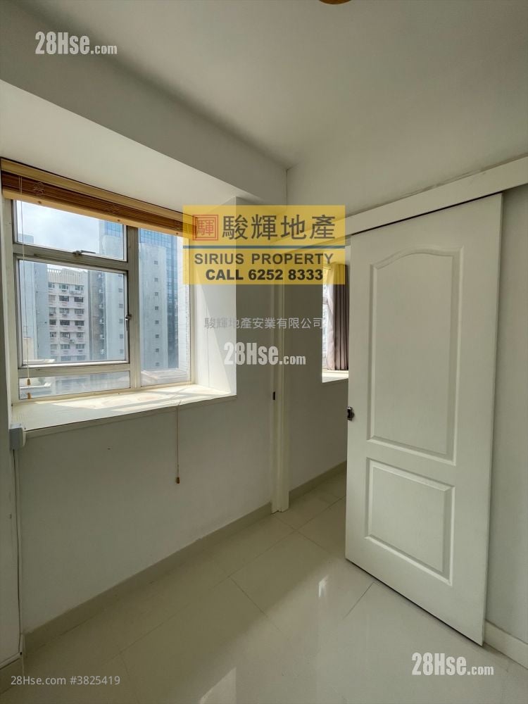 顺辉大厦 租盘 276 平方尺