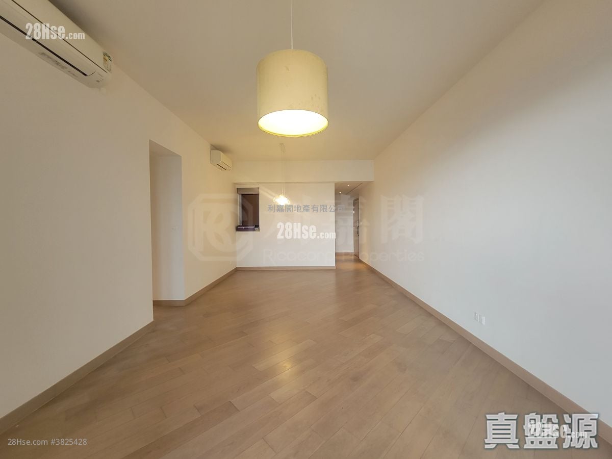 Cullinan West Rental 4 Bedrooms , 3 Bathrooms 1,254 ft²