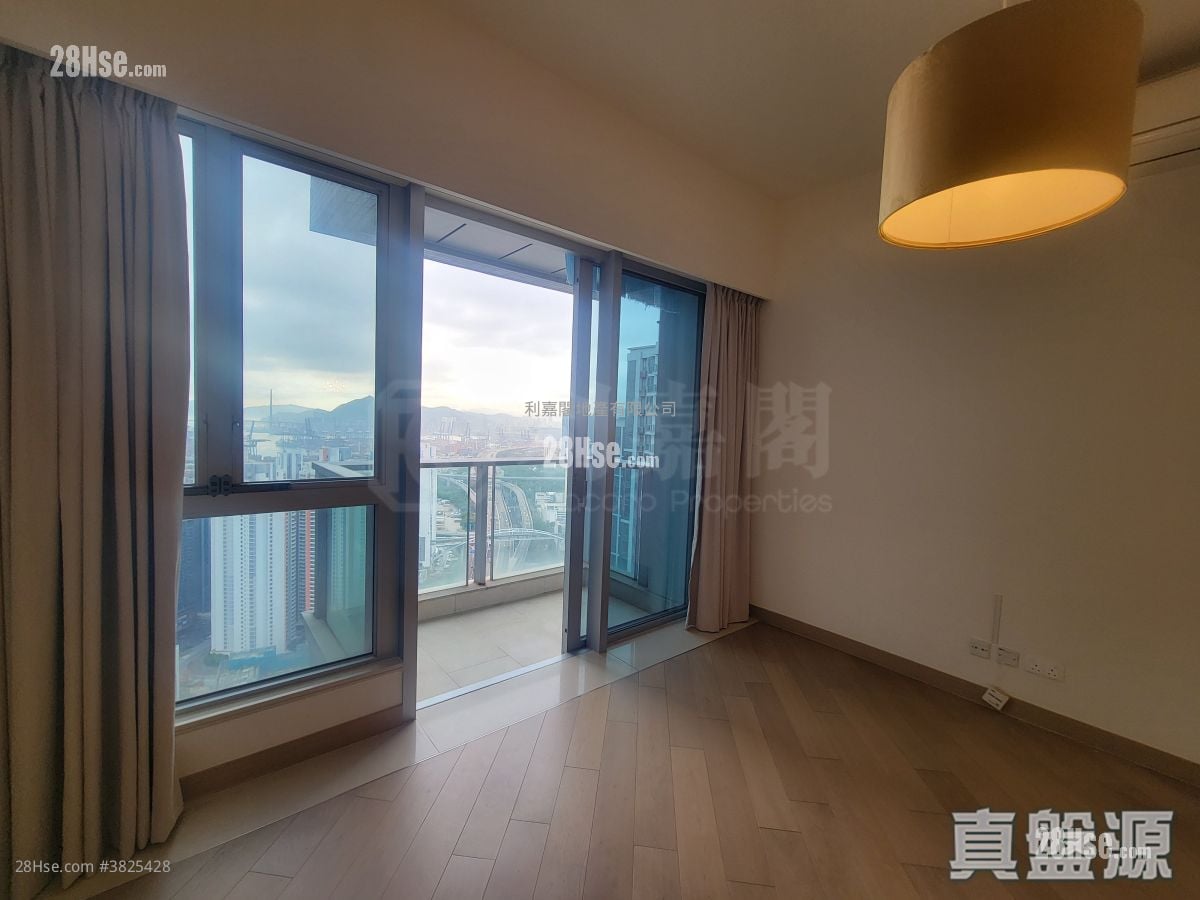 Cullinan West Rental 4 Bedrooms , 3 Bathrooms 1,254 ft²