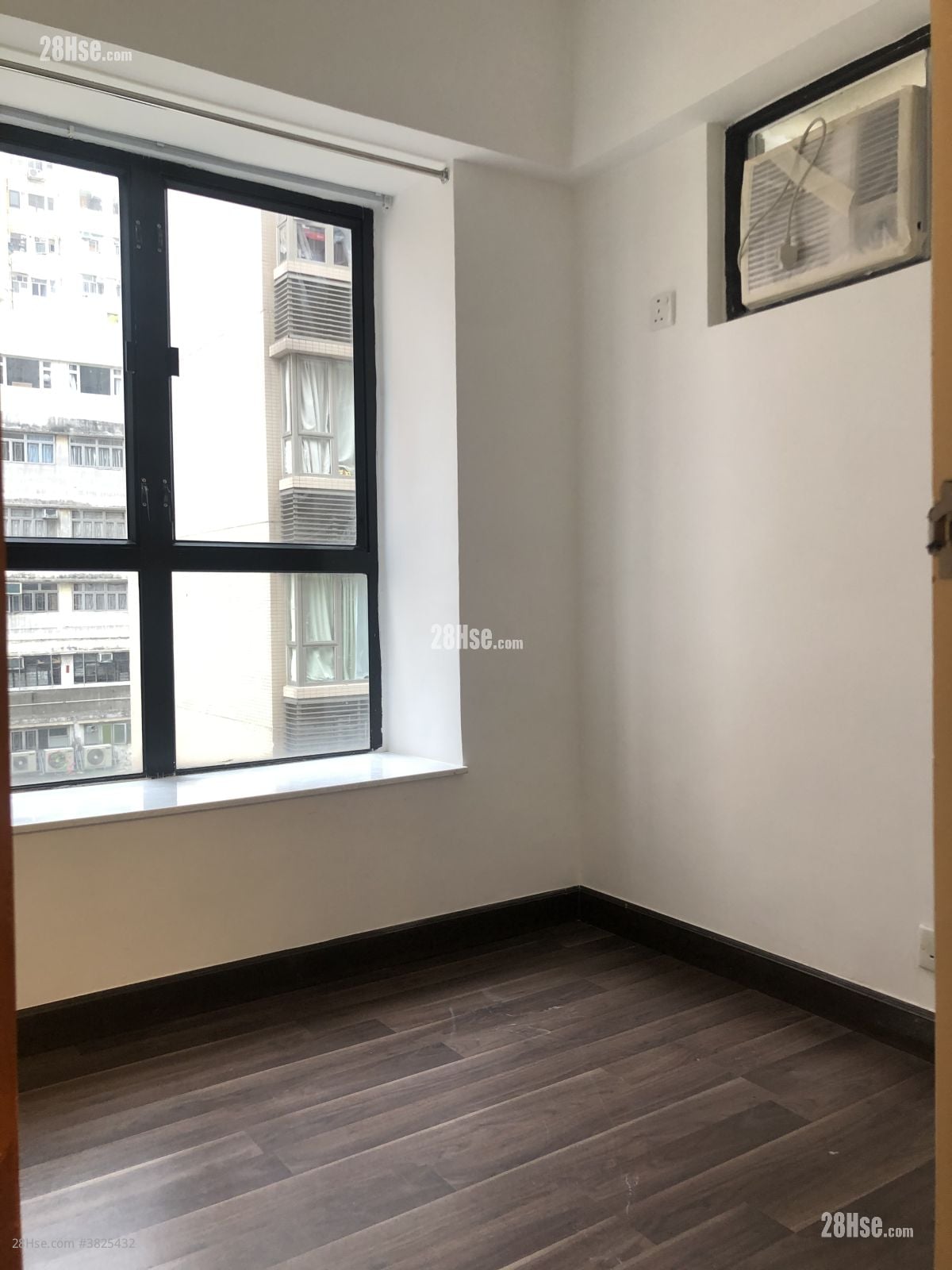 康和花園 售盤 2 房 , 1 浴室 270 平方呎