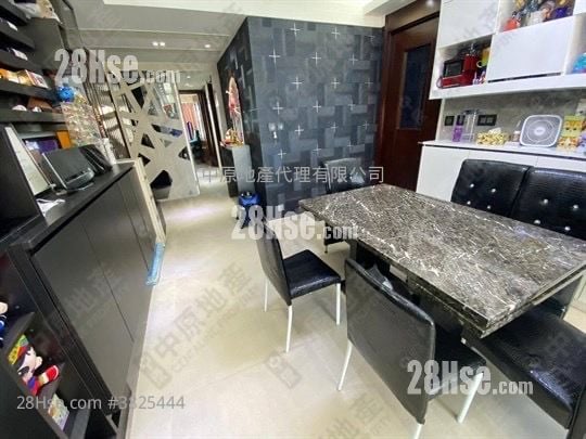 半山壹号 租盘 3 房 , 3 浴室 1,252 平方尺