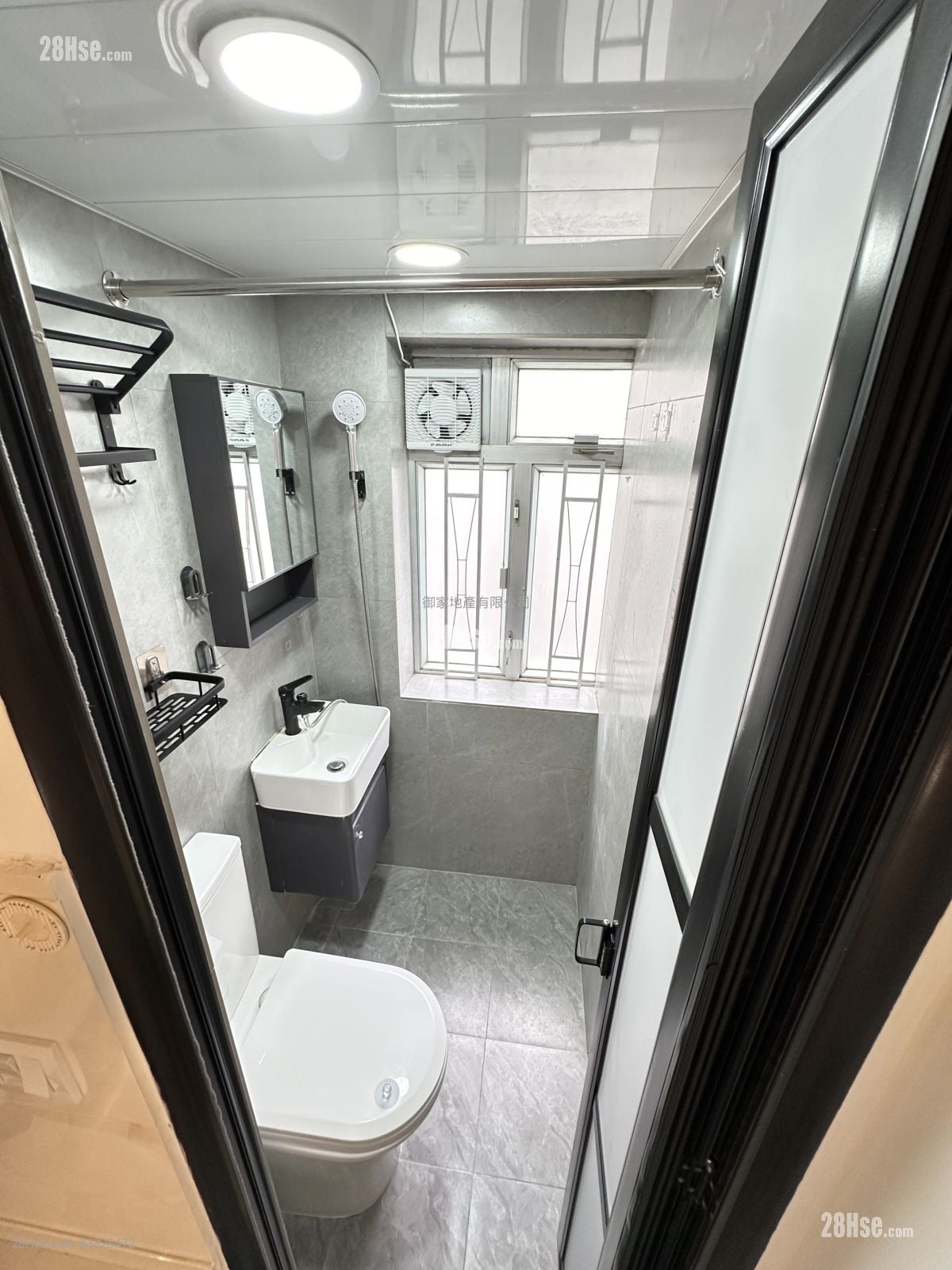 亚皆老街120号 租盘 1 房 , 1 浴室 165 平方尺