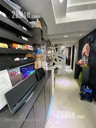 半山壹号 租盘 3 房 , 3 浴室 1,252 平方尺