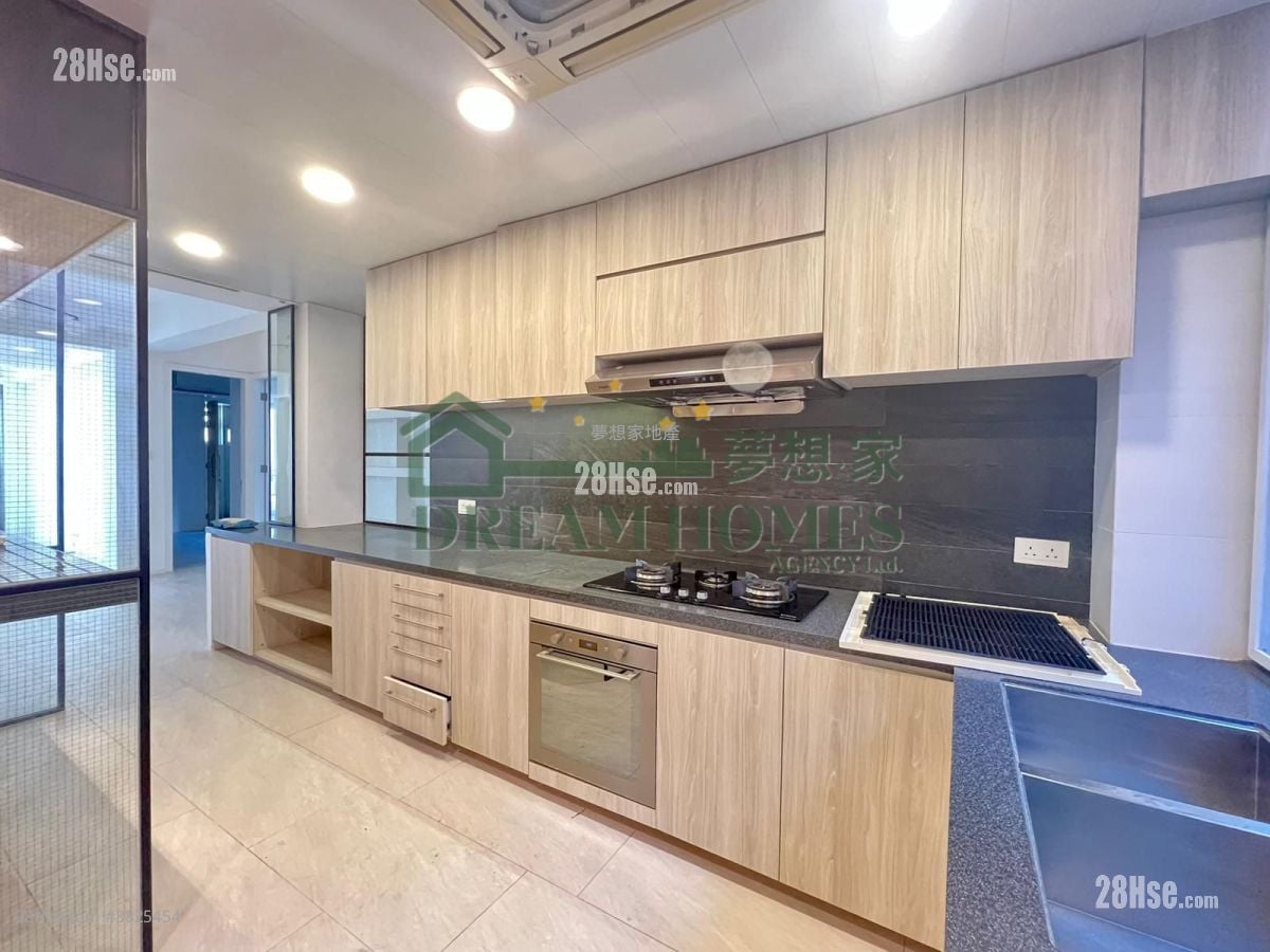 18-24 Bisney Road Rental 3 Bedrooms , 2 Bathrooms 1,206 ft²