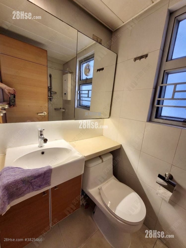 港湾豪庭 售盘 2 房 415 平方尺