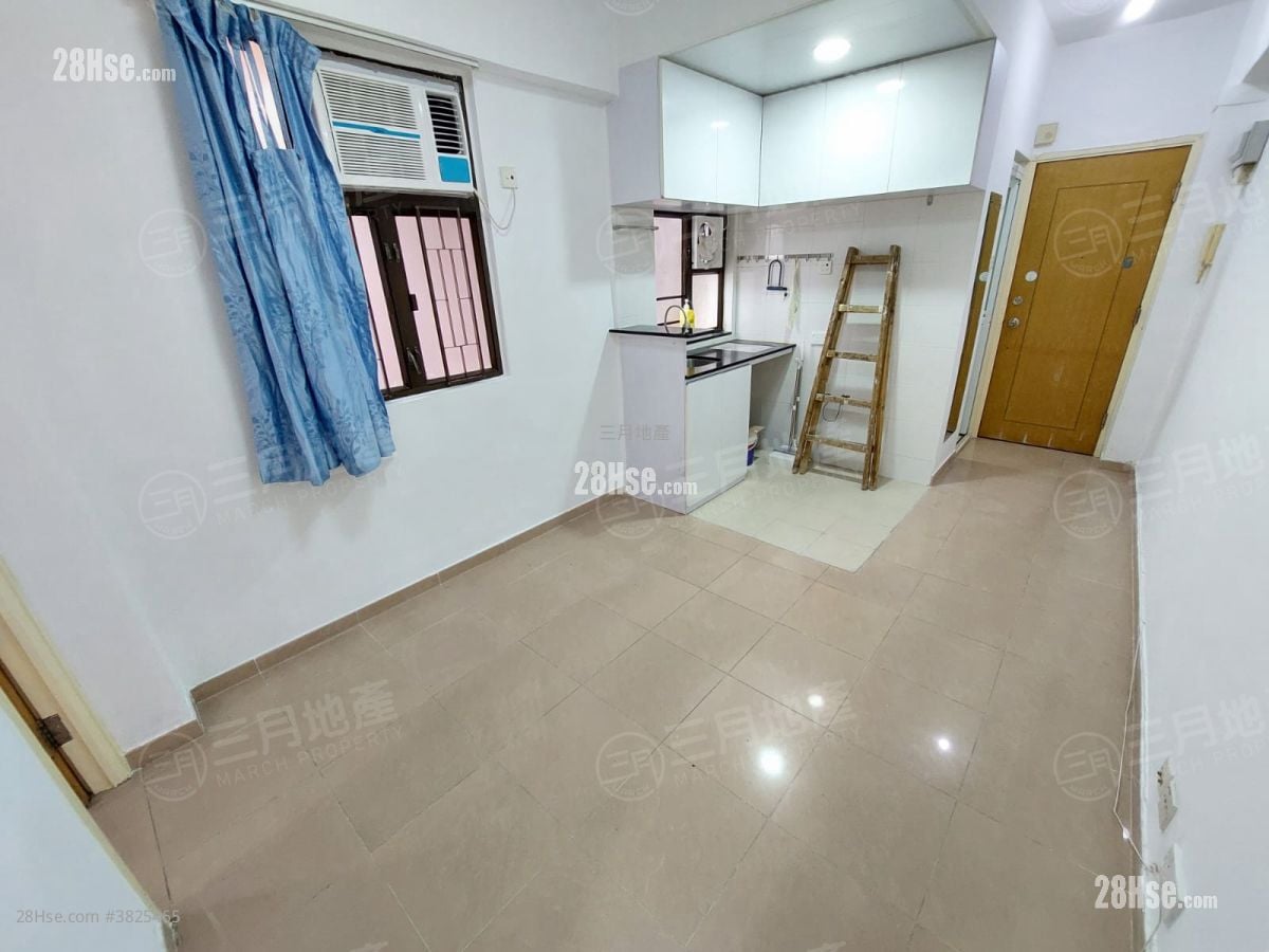 正辉大楼 租盘 2 房 , 1 浴室 271 平方尺