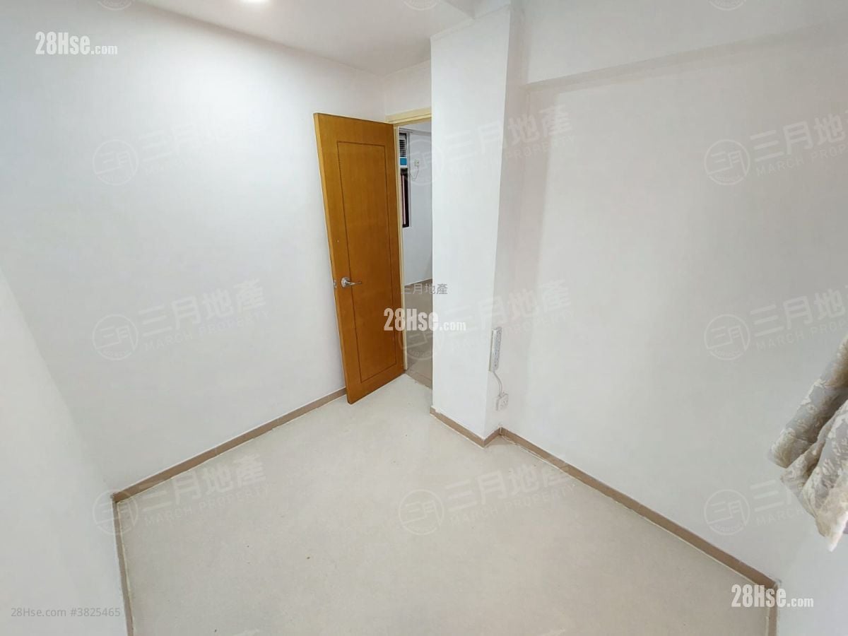 正辉大楼 租盘 2 房 , 1 浴室 271 平方尺