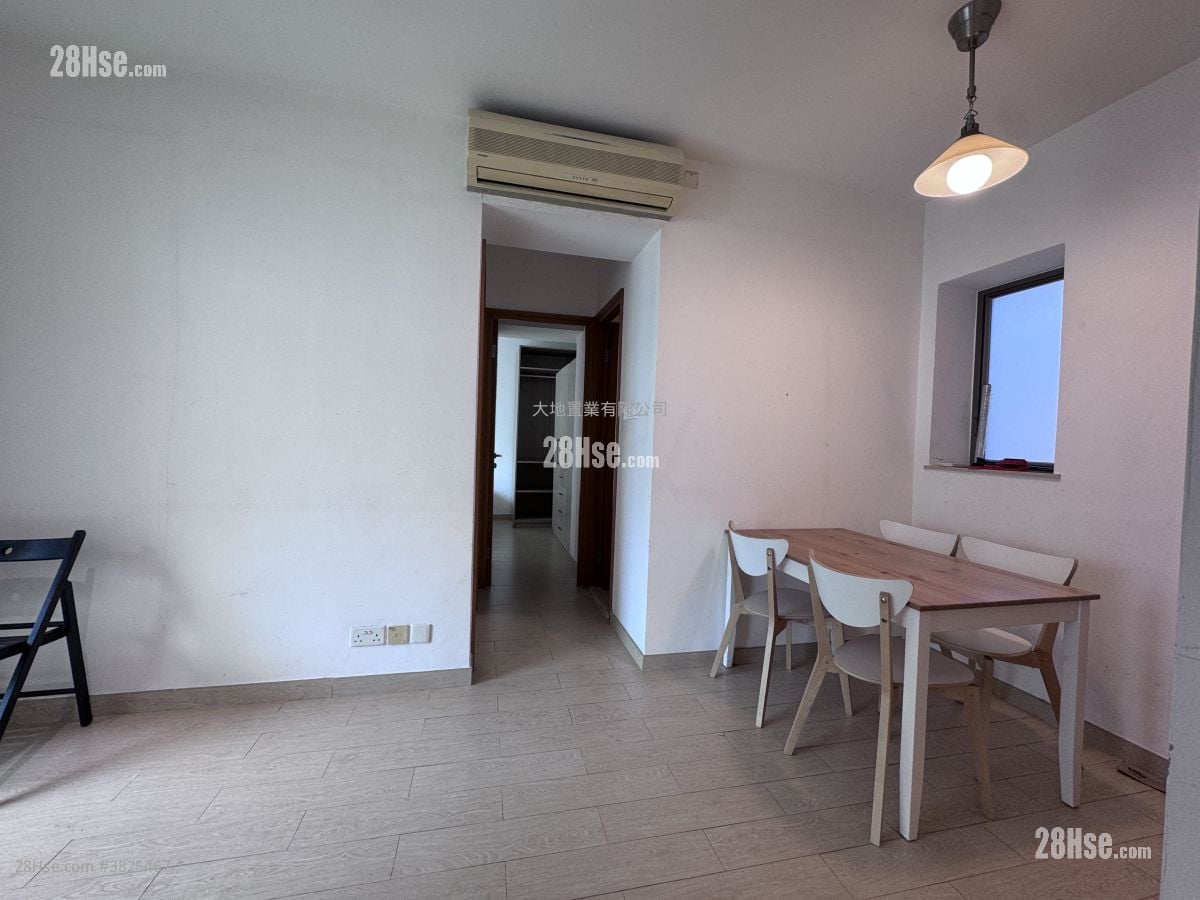 The Zenith Rental 2 Bedrooms , 1 Bathroom 433 ft²