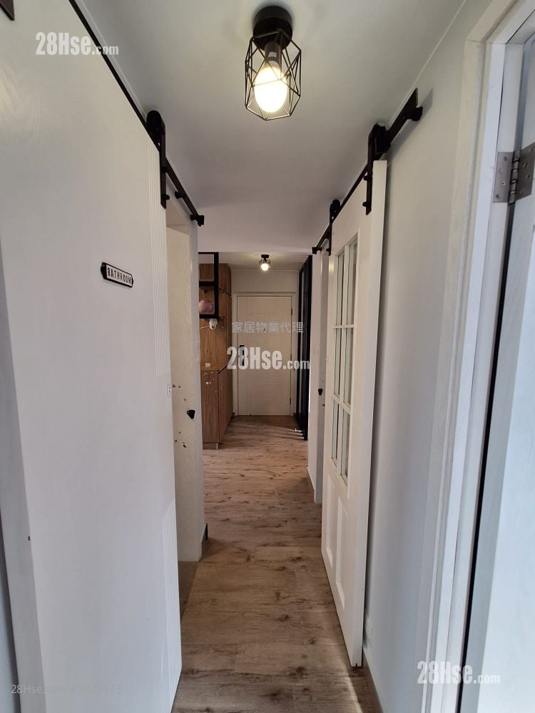 Kwong Chiu Terrace Sell 2 Bedrooms , 1 Bathroom 434 ft²