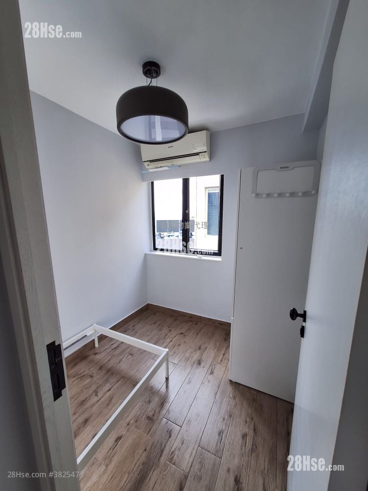 Kwong Chiu Terrace Sell 2 Bedrooms , 1 Bathroom 434 ft²