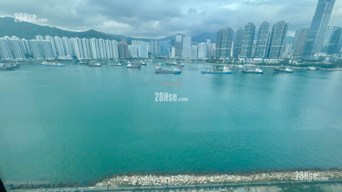 Villa Esplanada Sell 4 Bedrooms , 2 Bathrooms 829 ft²