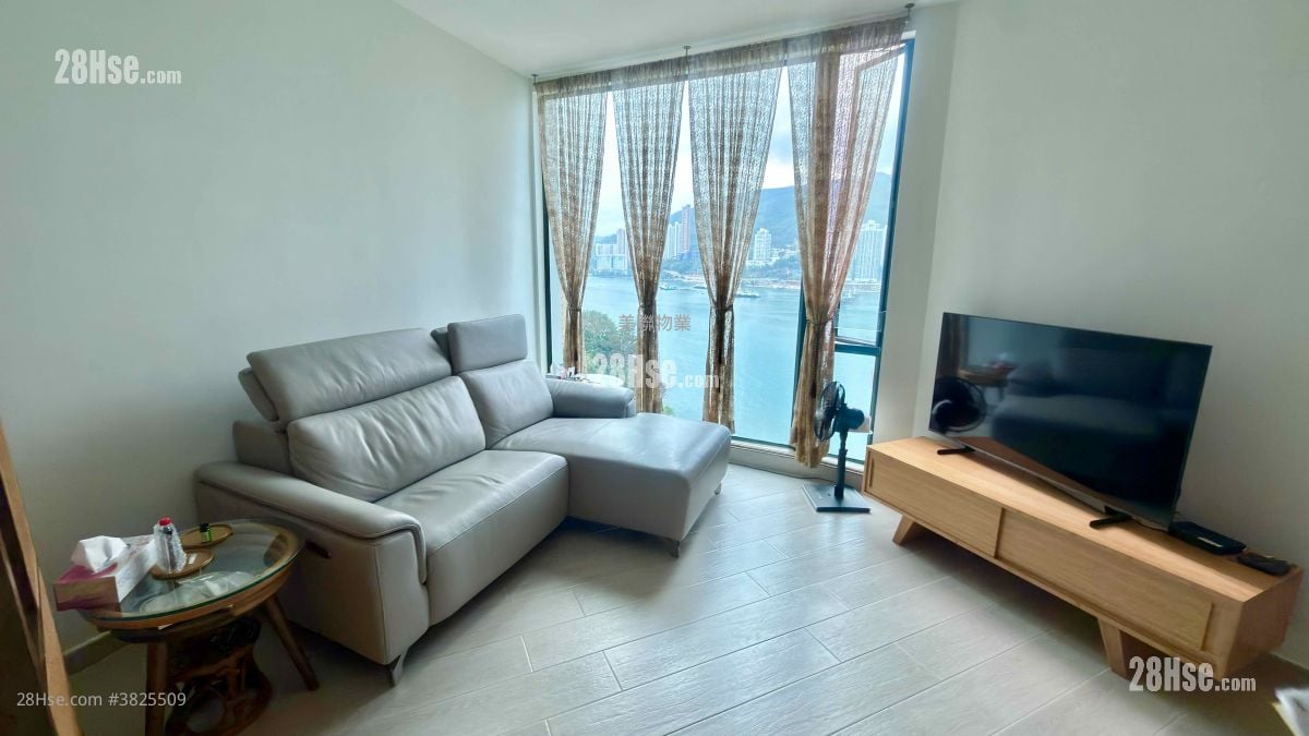 Villa Esplanada Sell 4 Bedrooms , 2 Bathrooms 829 ft²