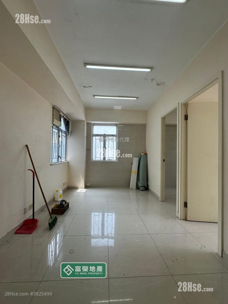 國榮大樓 租盤 2 房 , 1 浴室 495 平方呎