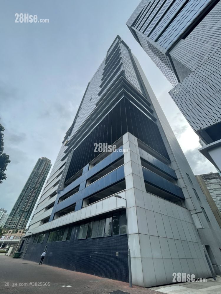 Billion Plaza Rental 100 ft²
