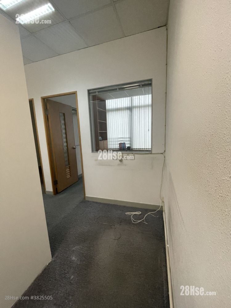 Billion Plaza Rental 100 ft²