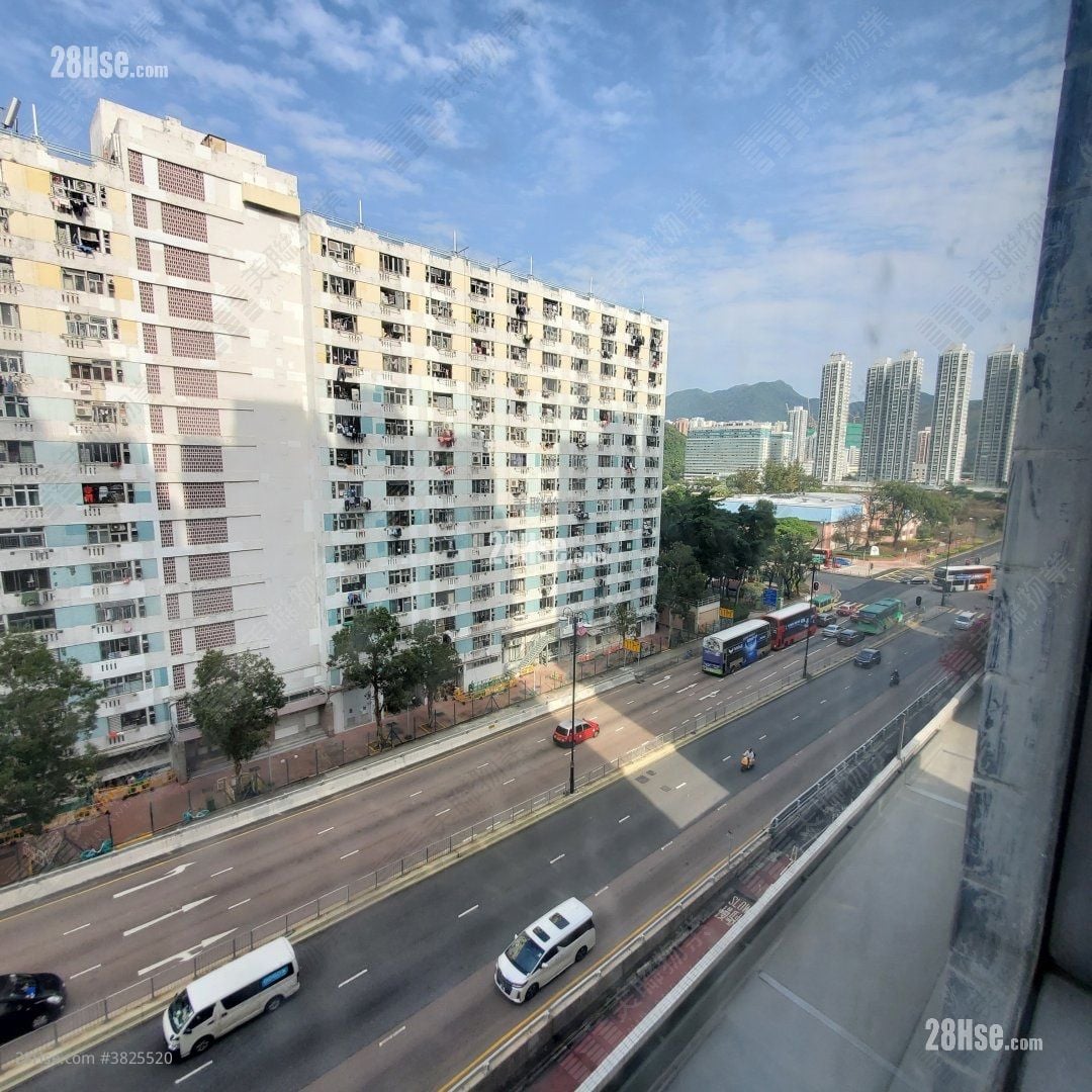 好運中心 售盤 1 房 326 平方呎