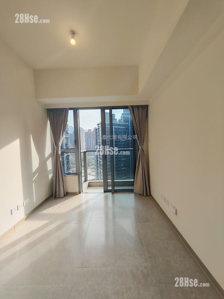 Novo Land Sell 3 Bedrooms , 2 Bathrooms 676 ft²