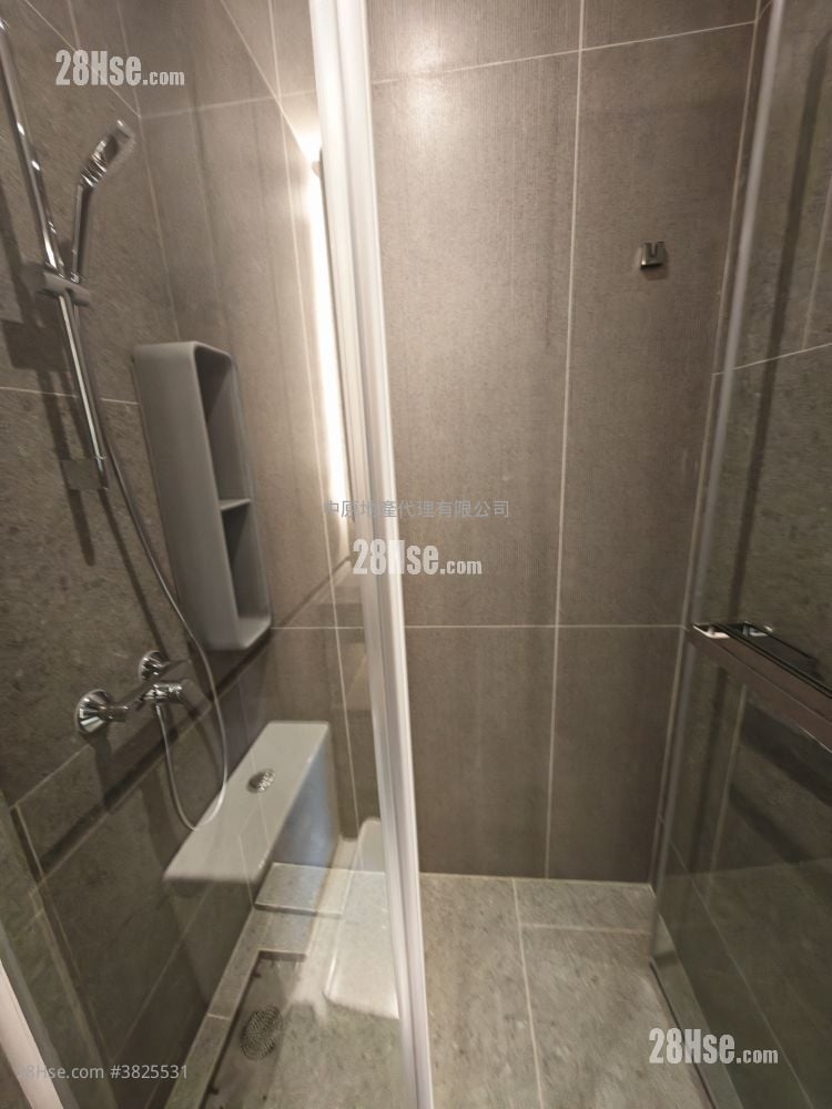 Novo Land Sell 3 Bedrooms , 2 Bathrooms 676 ft²