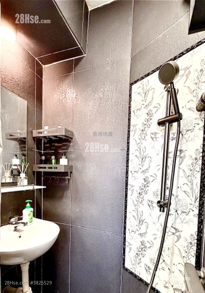 Apartment Rental Studio , 1 Bathroom 140 ft²