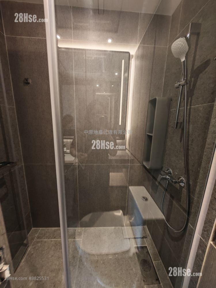 Novo Land Sell 3 Bedrooms , 2 Bathrooms 676 ft²