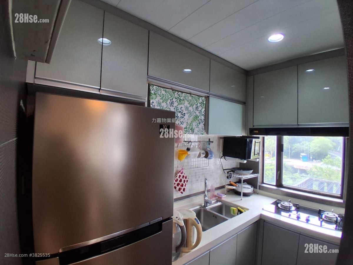 Dragon Centre Sell 2 Bedrooms , 1 Bathroom 517 ft²