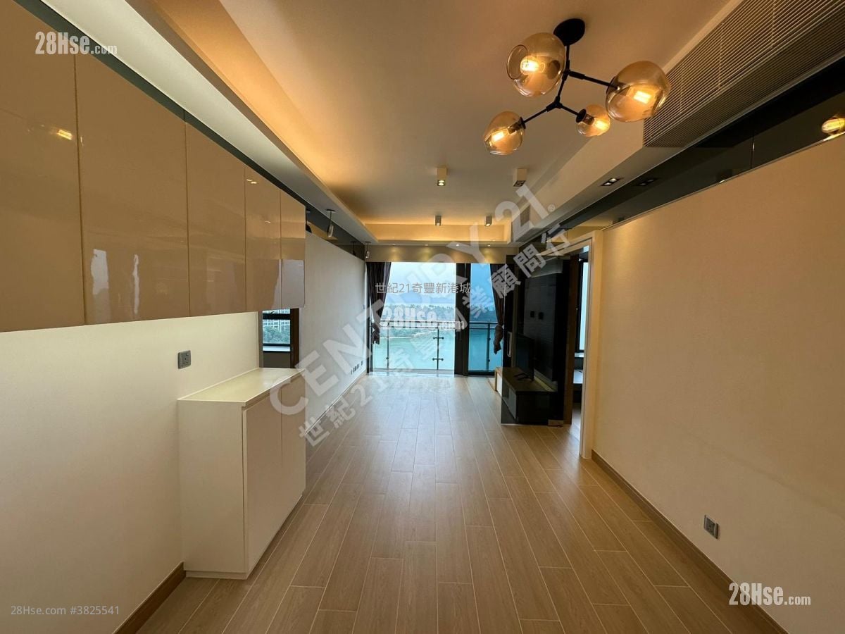 Double Cove Sell 3 Bedrooms , 2 Bathrooms 794 ft²