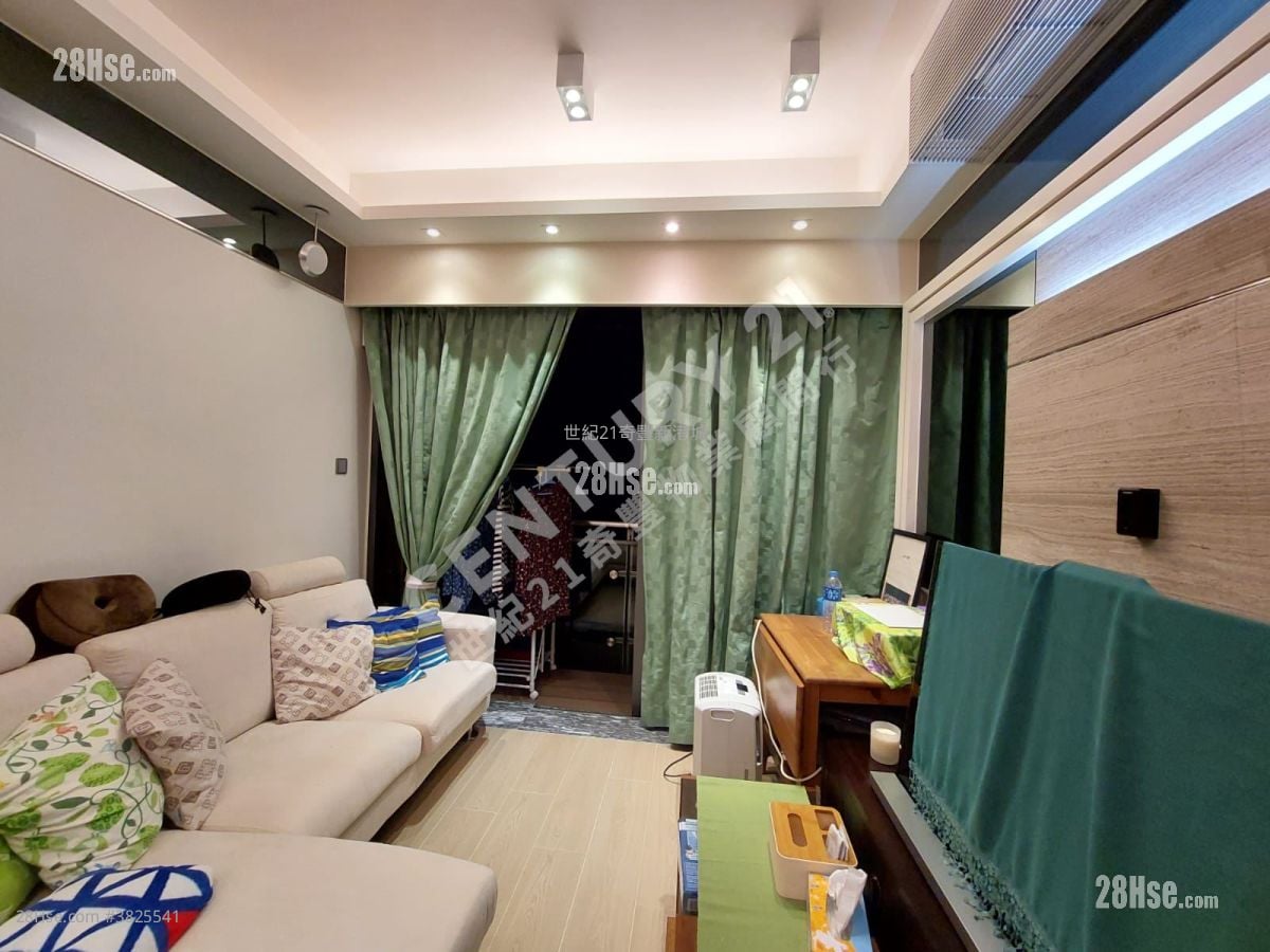 Double Cove Sell 3 Bedrooms , 2 Bathrooms 794 ft²