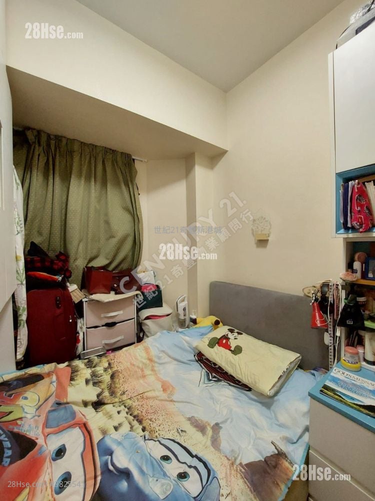 Double Cove Sell 3 Bedrooms , 2 Bathrooms 794 ft²