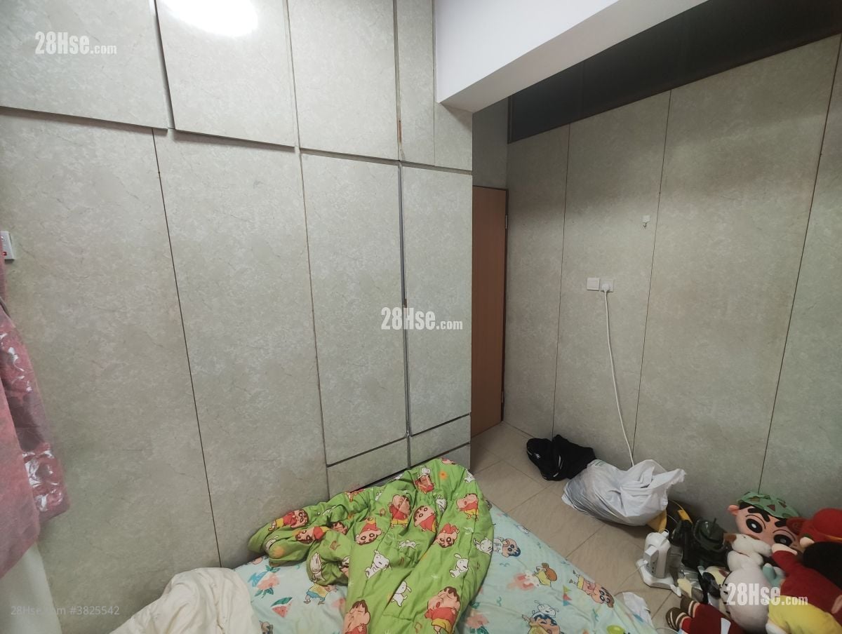 金橋大廈 租盤 2 房 , 1 浴室 300 平方呎