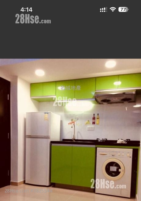 Hilton Plaza Rental 283 ft²