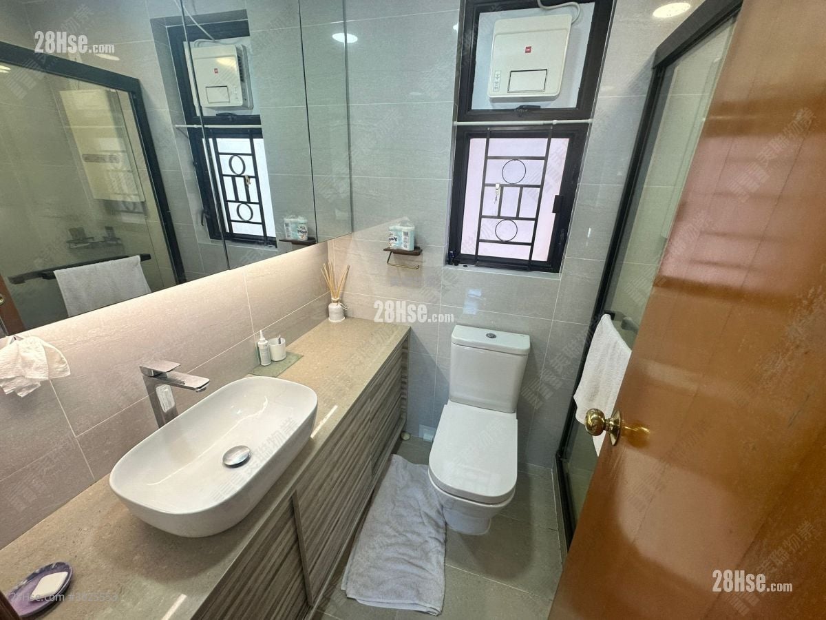 欣廷轩 租盘 2 房 393 平方尺