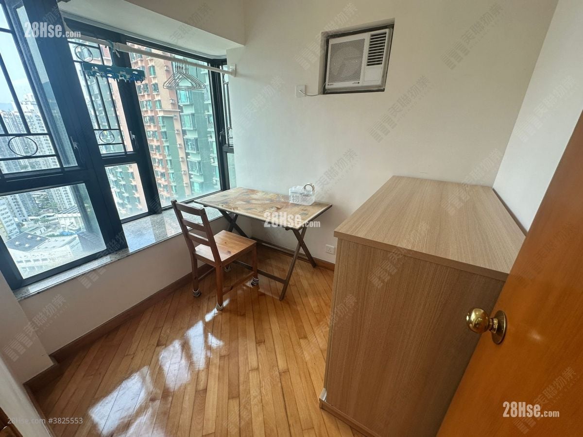 欣廷轩 租盘 2 房 393 平方尺