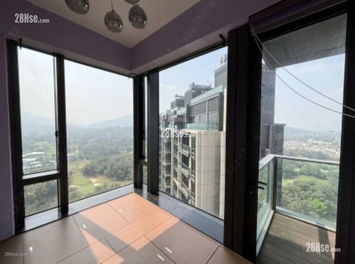 高爾夫御苑 售盤 2 房 , 1 浴室 487 平方呎