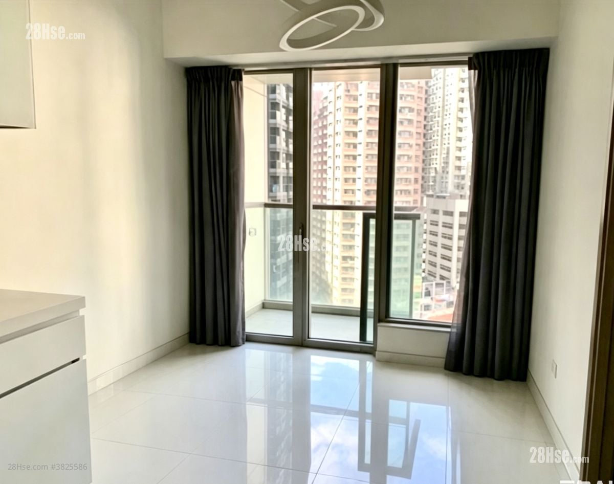 living room: High West Rental 1 Bedroom , 1 Bathroom 320 ft²