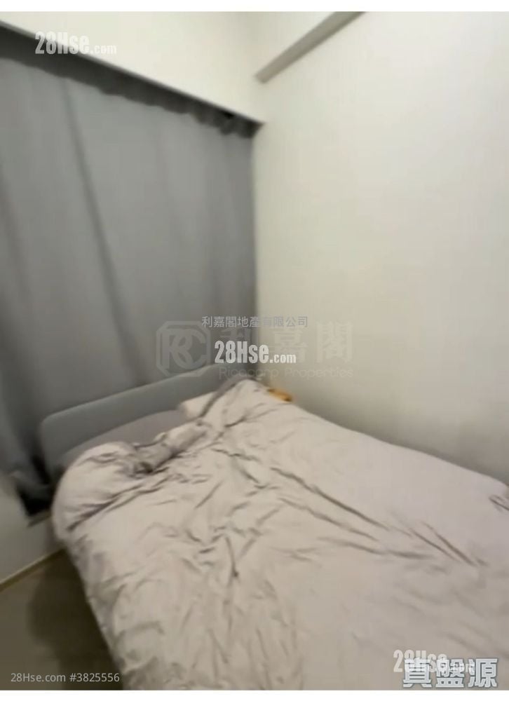 映筑 售盘 2 房 329 平方尺