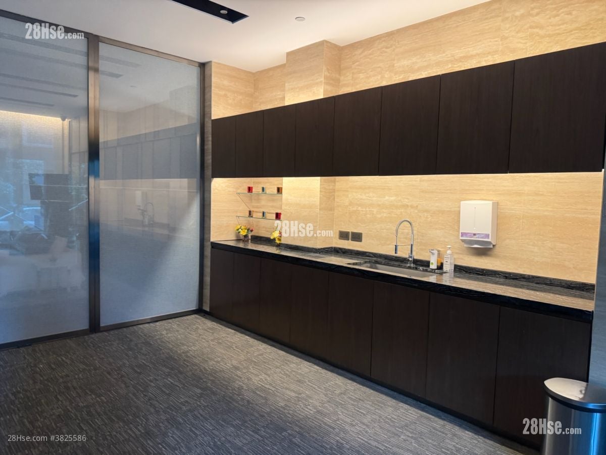 Clubhouse: High West Rental 1 Bedroom , 1 Bathroom 320 ft²