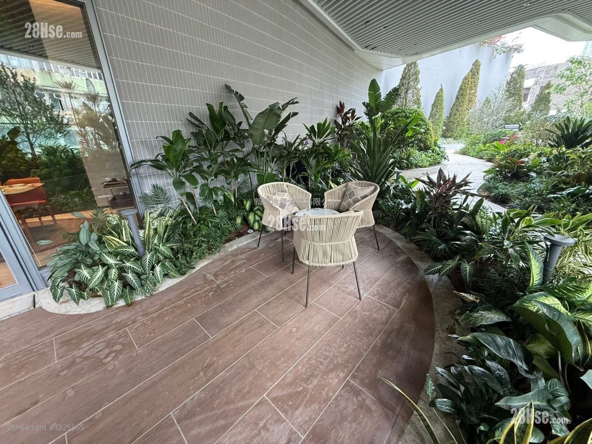 Eight Southpark Rental 1 Bedroom , 1 Bathroom 263 ft²