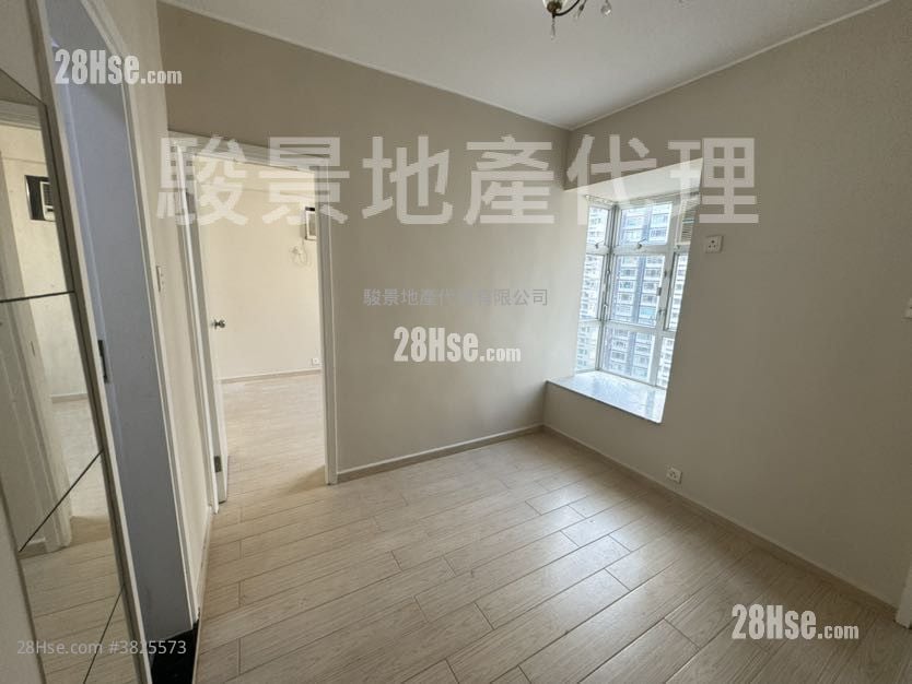 新和富大廈 售盤 2 房 , 1 浴室 351 平方呎