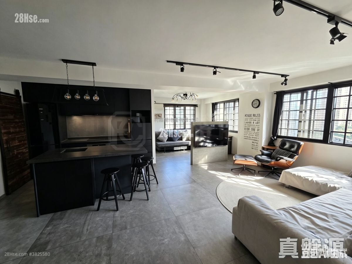 嘉輝台 售盤 2 房 1,013 平方呎